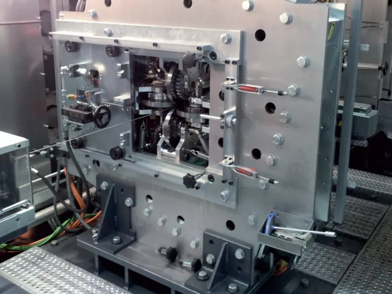 У якіх галінах выкарыстоўваецца станок для пракаткі профілю